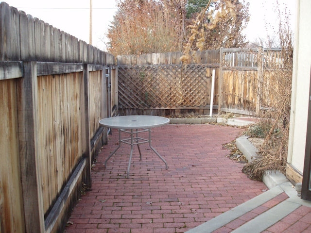 Building Photo - 1403 E Symphony Ct