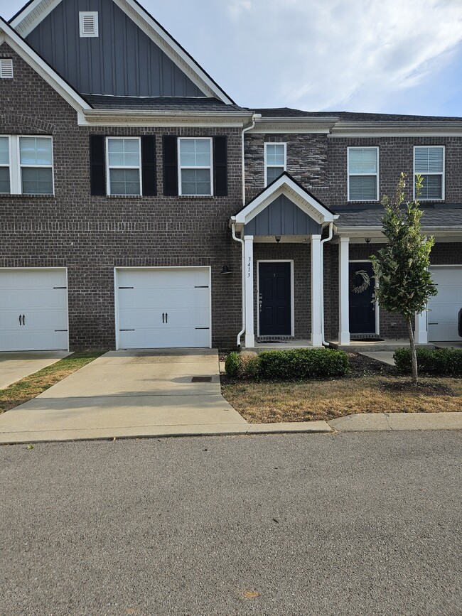 Building Photo - 3413 Brookberry Ln