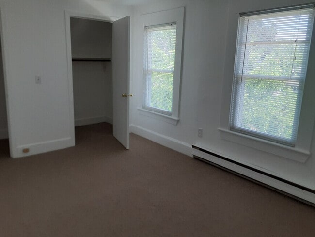 Building Photo - 55 Katharine St