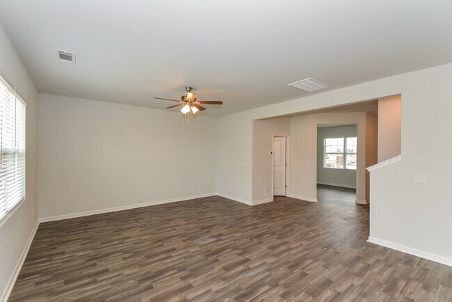 Foto del edificio - 703 Lee Ln