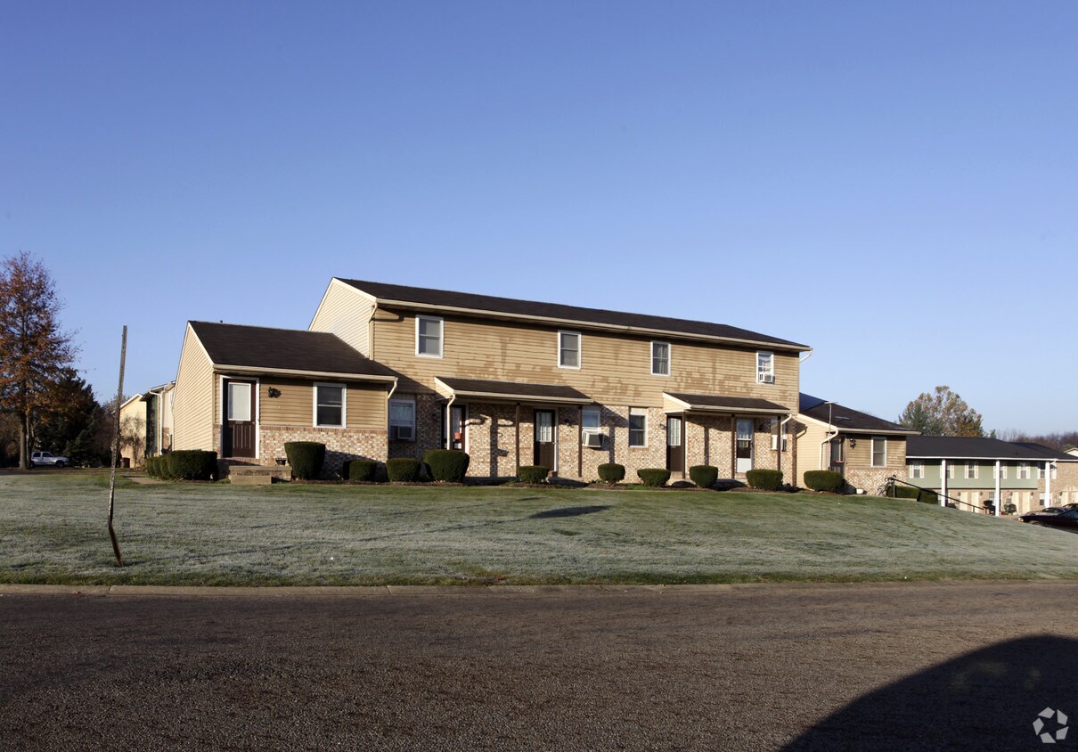 321331 Waterside Ave, Canal Fulton, OH 44614 Apartments in Canal