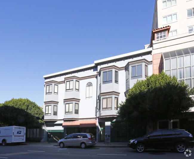 Building Photo - 1448-1450 Pine St