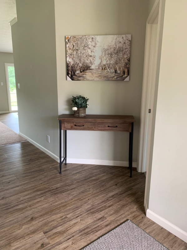 Building Photo - 328 Leatherwood Way