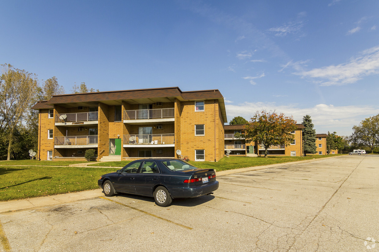 Canden Crossing - Apartments in Portage, IN | Apartments.com