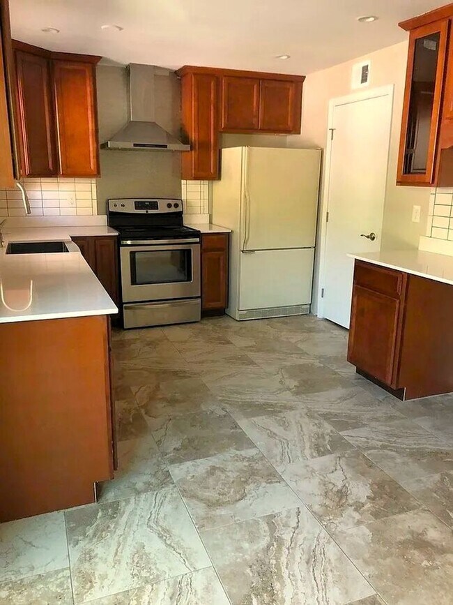 Foto del edificio - 6565 N 19th Ave