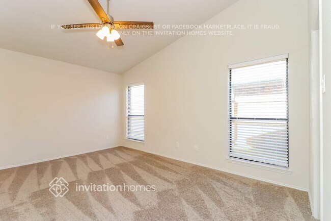 Foto del edificio - 410 Revolution Ln