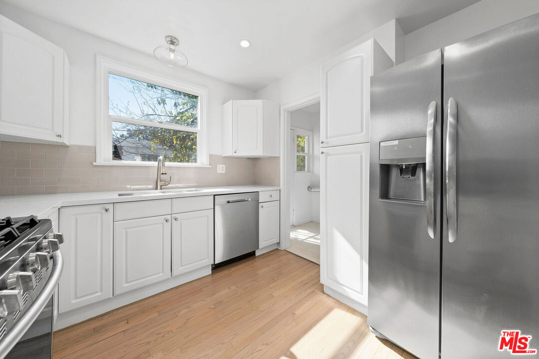 Primary Photo - 11345 Cashmere St
