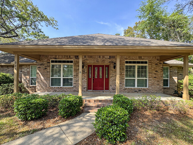 Building Photo - 220 Windsong Ct