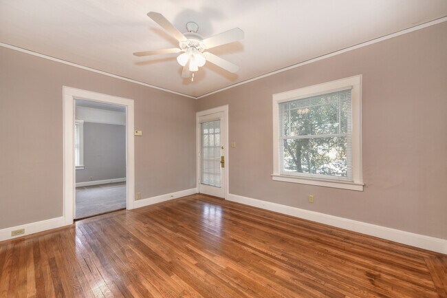 Building Photo - 3848 Sherman Way