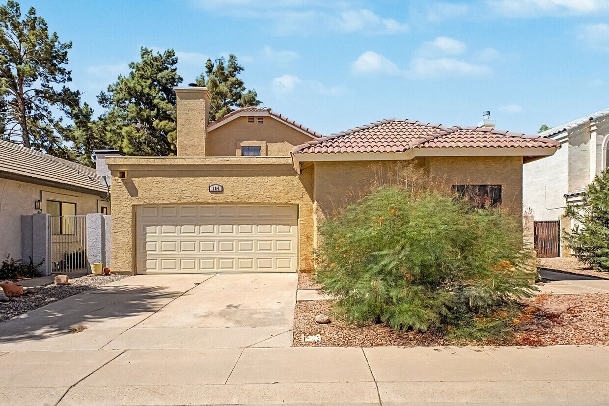 Photo - 184 S Willow Creek St