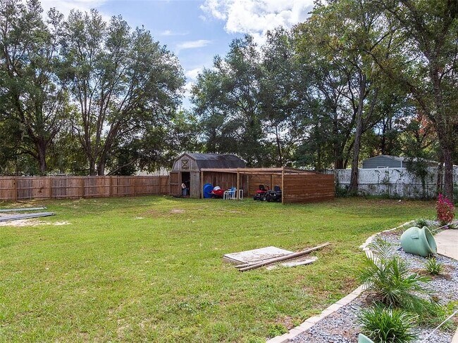 Foto del edificio - 1890 NE 91st Plz