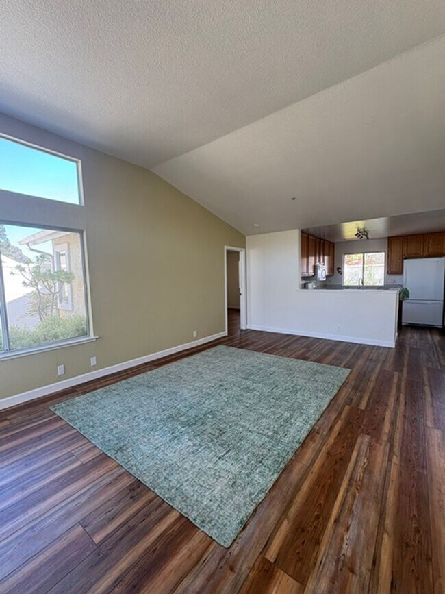 Foto del edificio - 981 Bluebell Way