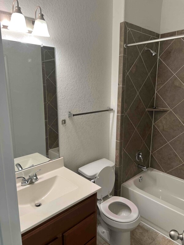 Foto del edificio - 4710 Klein Meadows