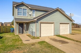 Building Photo - 4532 Alamosa St