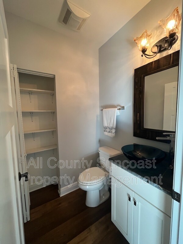 Building Photo - 293 Freeman Rd