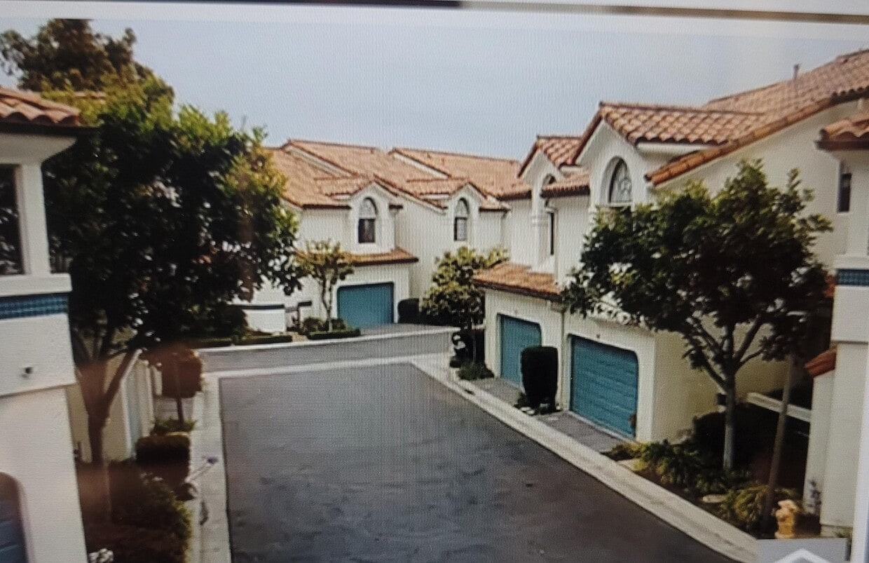 Comunidad cerrada - 890 Castle Way Ct