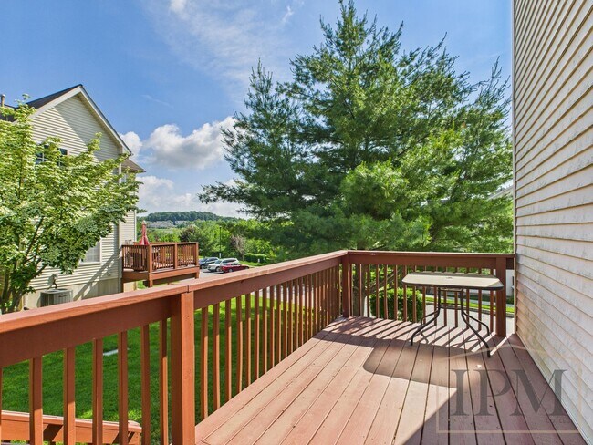 Foto del edificio - Coming Soon - 3 Bedroom Home in Dallastown...