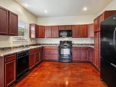 Foto del edificio - 46029 Lee Hughes Rd