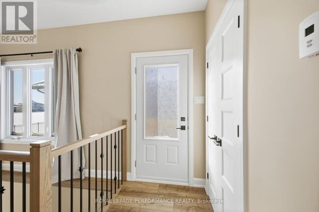 Building Photo - 503 MOONLIGHT Dr