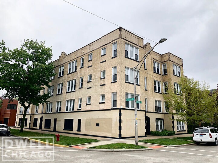 Primary Photo - 2500 N Rockwell St