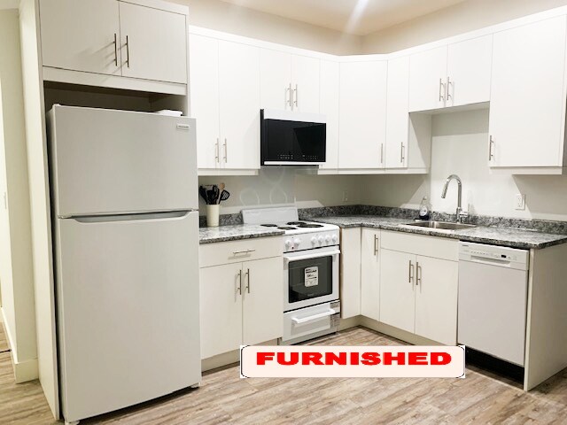 Photo du bâtiment - 8419-C-881A 81a St