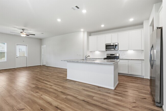 Foto del edificio - 8380 Bristlecone