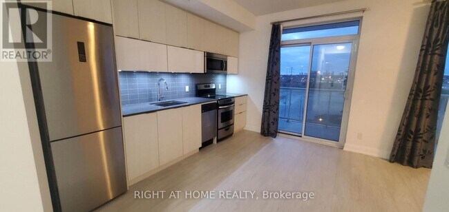 Photo du bâtiment - 56 Annie Craig Dr