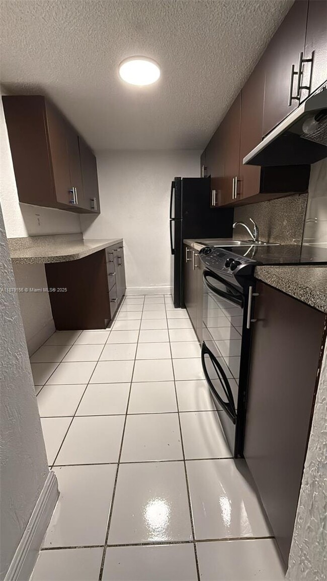 Foto del edificio - 1251 NE 108th St