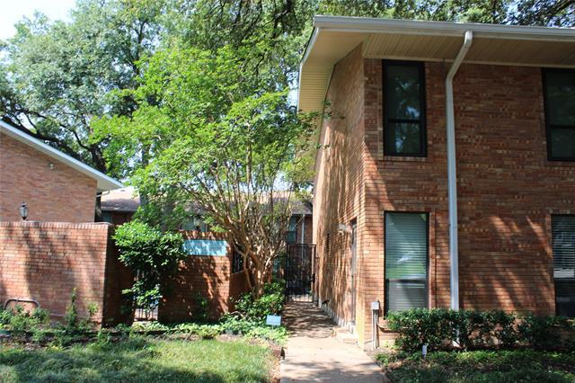 Foto del edificio - 10017 Regal Park Ln