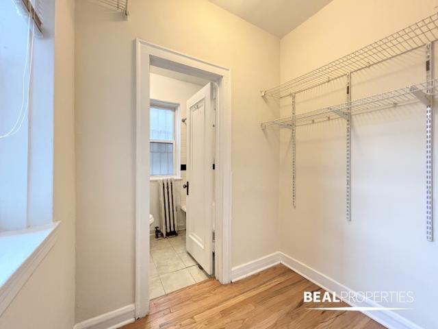 Building Photo - 0 bedroom in CHICAGO IL 60657