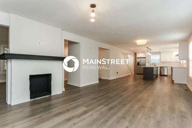 Photo - 4 Bedroom Pet-Friendly Home in Atlanta, GA with Main Street Renewal
