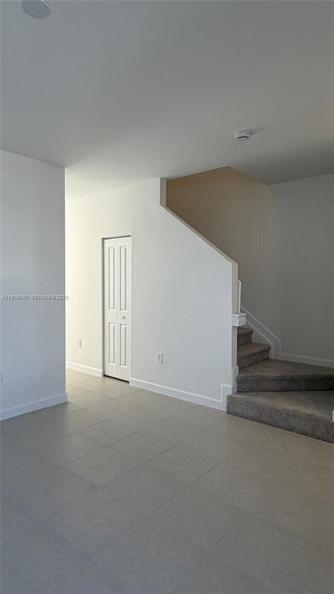 Foto del edificio - 15616 SW 276th Terrace