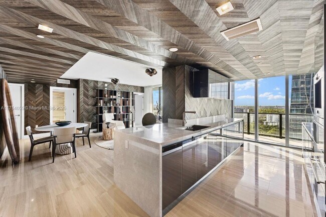 Building Photo - 1451 Brickell Ave