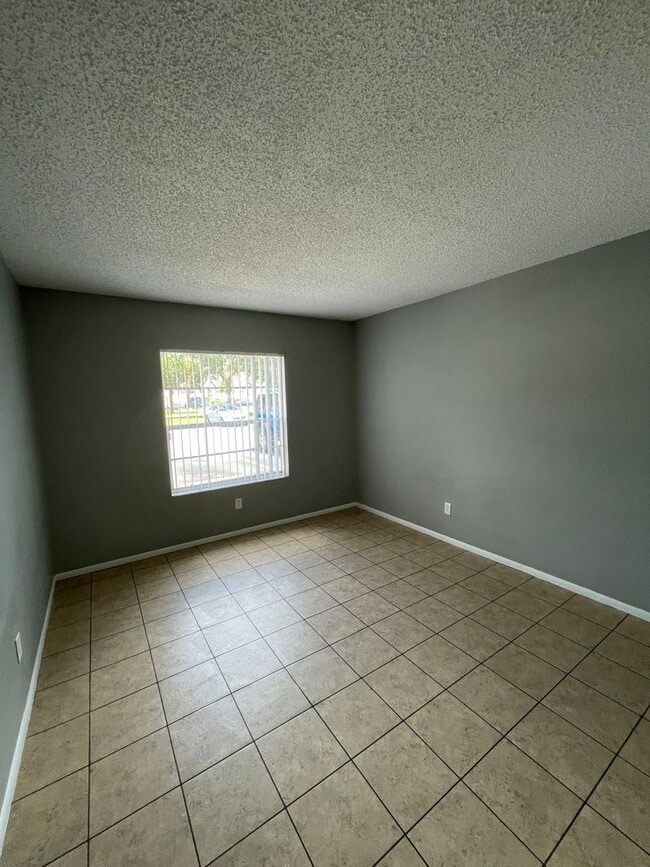 Building Photo - 2bed 2bath Ground Floor Condo for rent for $1175.00 Available Immediately!