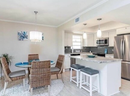 Foto del edificio - 1549 Sandpiper St
