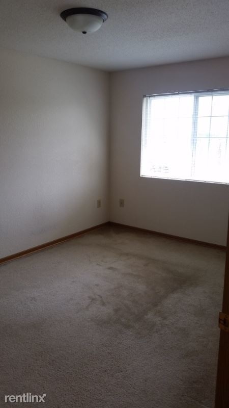 Building Photo - 5120 Windward Ct