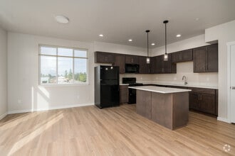 2BR, 2BA - 1030SF - Millworx