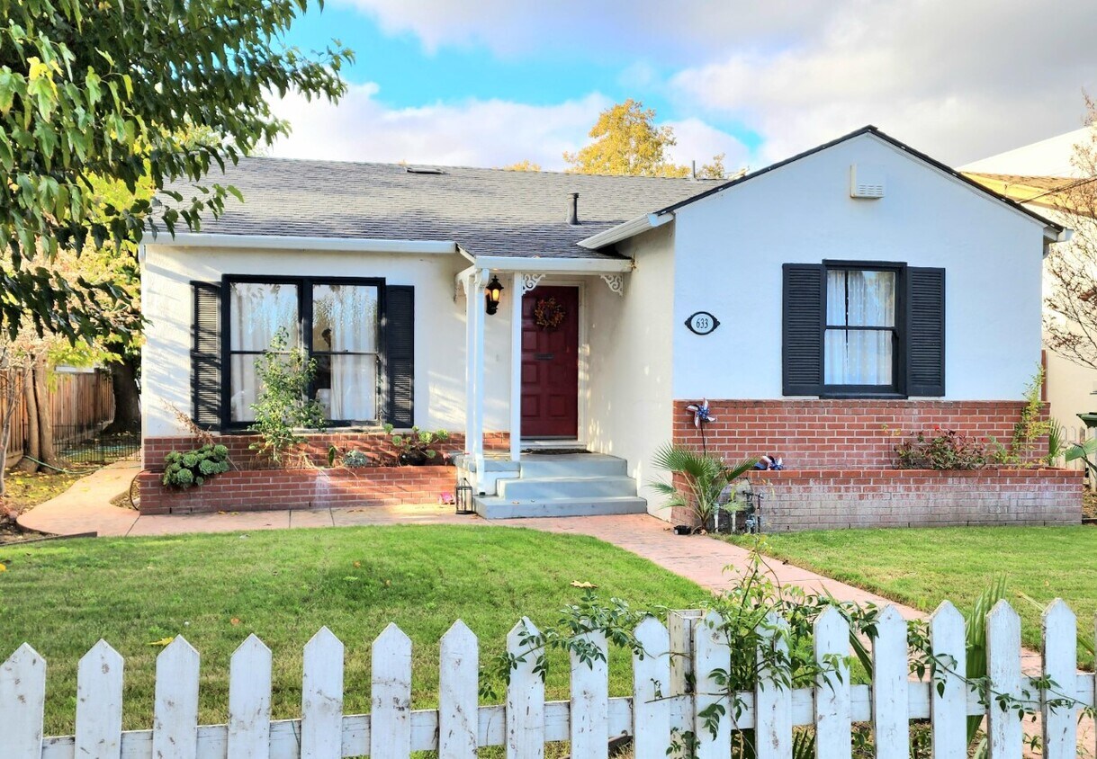 Primary Photo - 633 3rd St