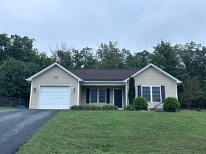 Building Photo - 59 Cedarcrest Dr