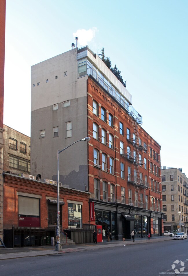 Foto del edificio - 273 Lafayette St
