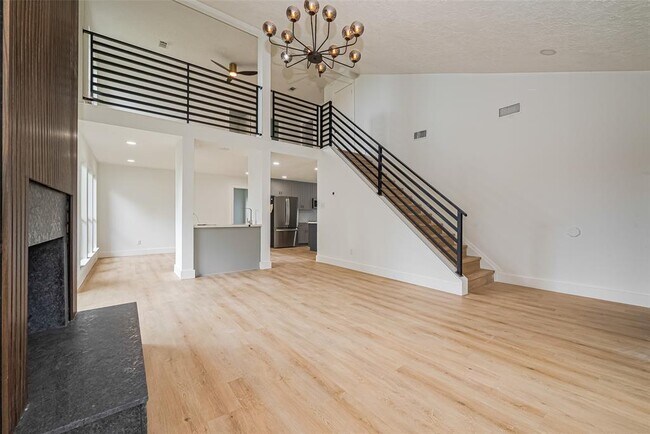 Foto del edificio - 1306 Briarmead Dr