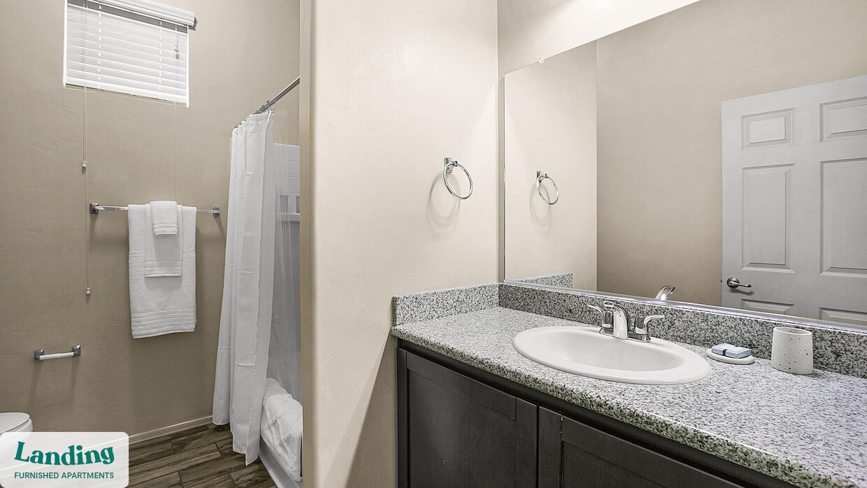 Primary Photo - 3024-3024 Zuni St