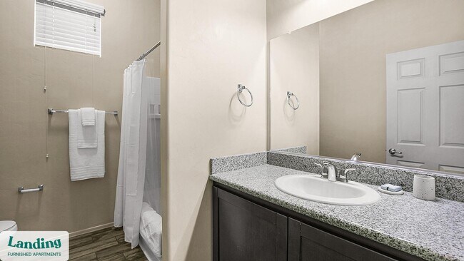 Foto del edificio - 5001 Willowgate Loop