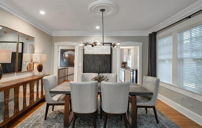 Building Photo - 1151 Orme Cir NE