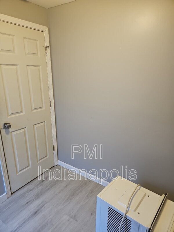 Foto del edificio - 935 N Ewing St