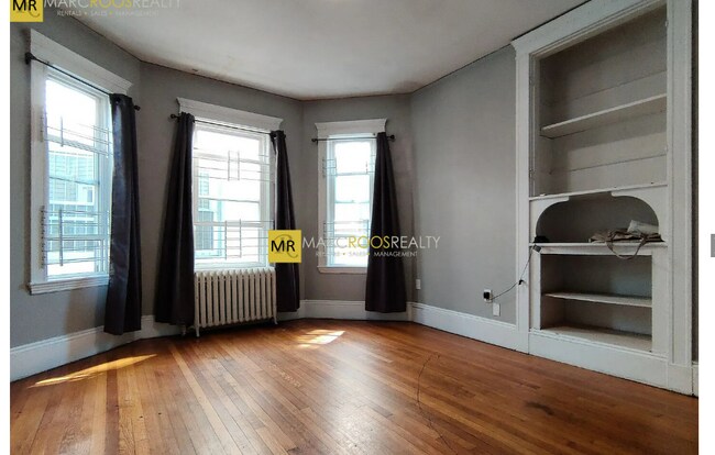 Building Photo - 31 Chester St