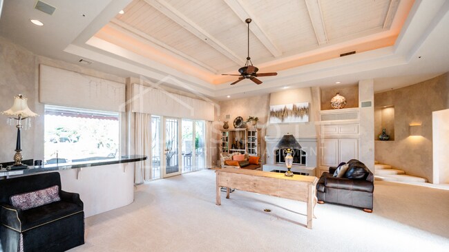 Building Photo - 22218 N La Senda Dr