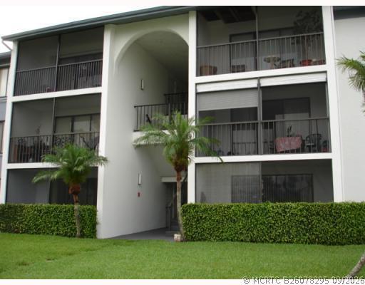 Building Photo - 1105 Green Pine Blvd