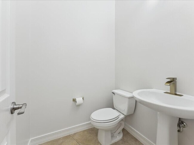 Foto del edificio - 11404 Island Manor St