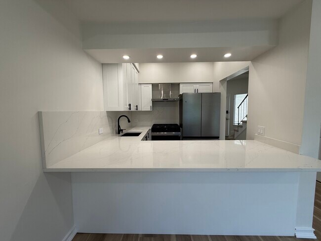 Foto del edificio - 7825 Darien Lakes Dr